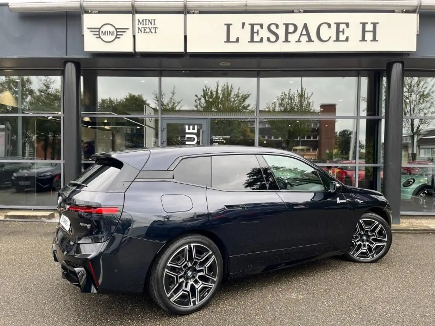 BMW 540 xDrive45 408ch M Sport Noir - 2