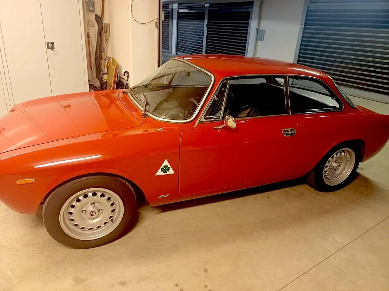Alfa Romeo GT 1300 scalino, foto 2