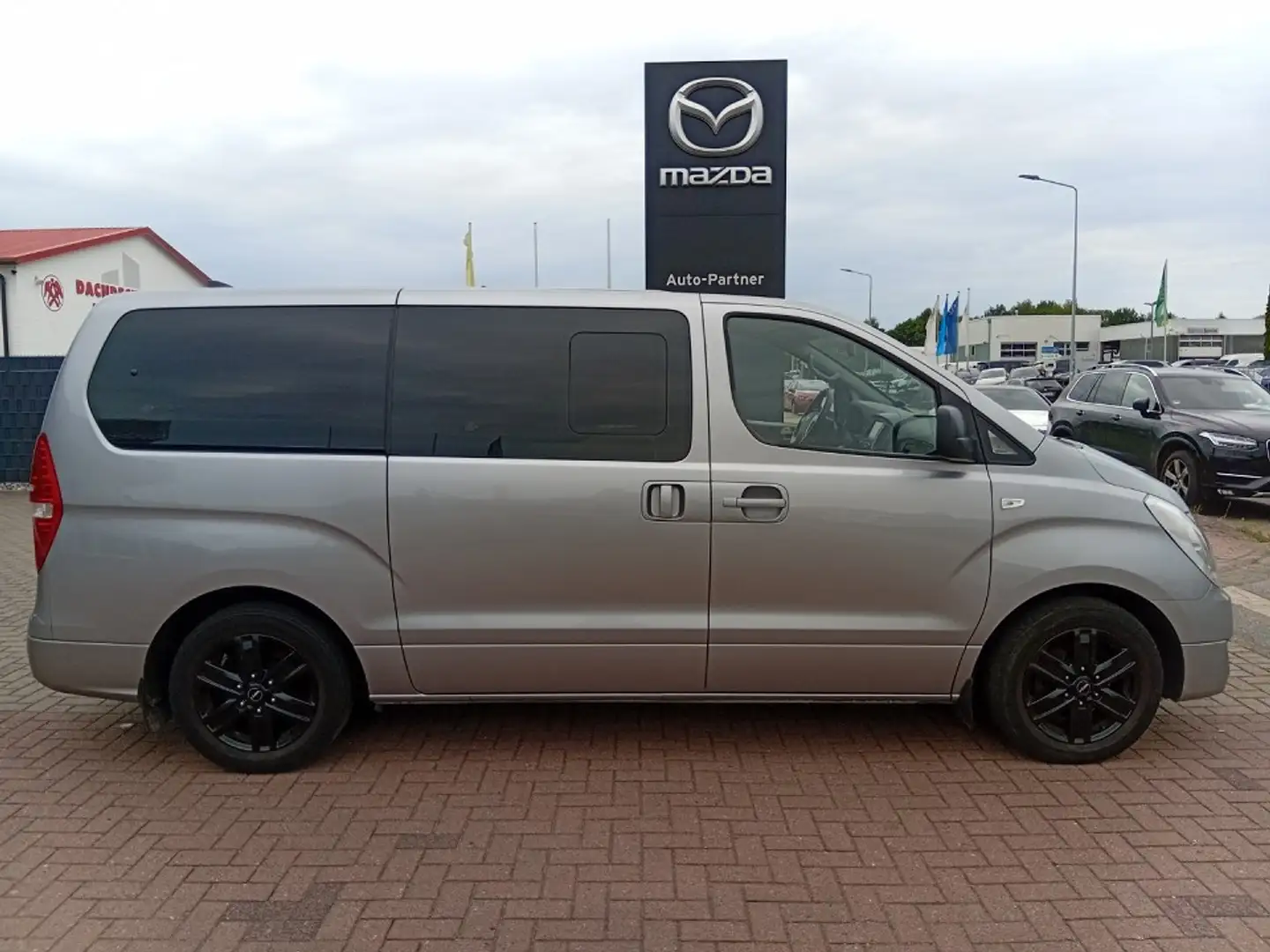 Hyundai H-1 Travel Trend Silber - 2