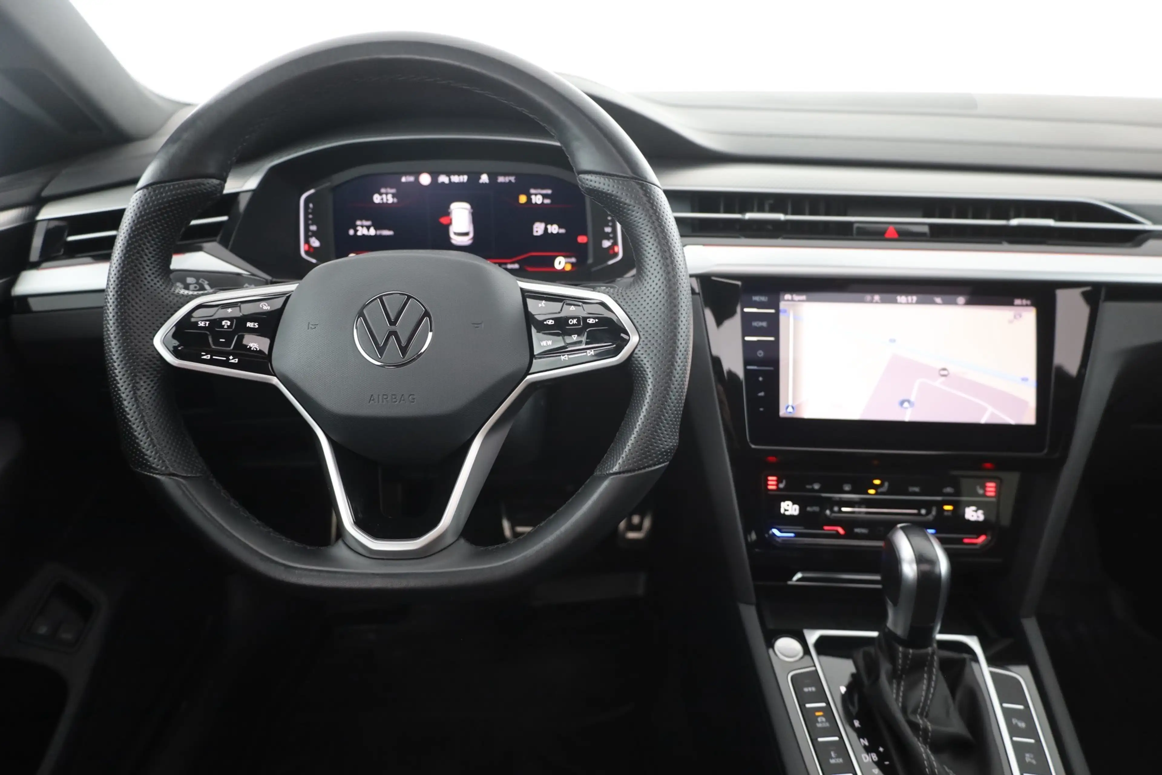 Volkswagen Arteon SB 1.4 eHybrid R-Line LED Panorama 360° — photo 10