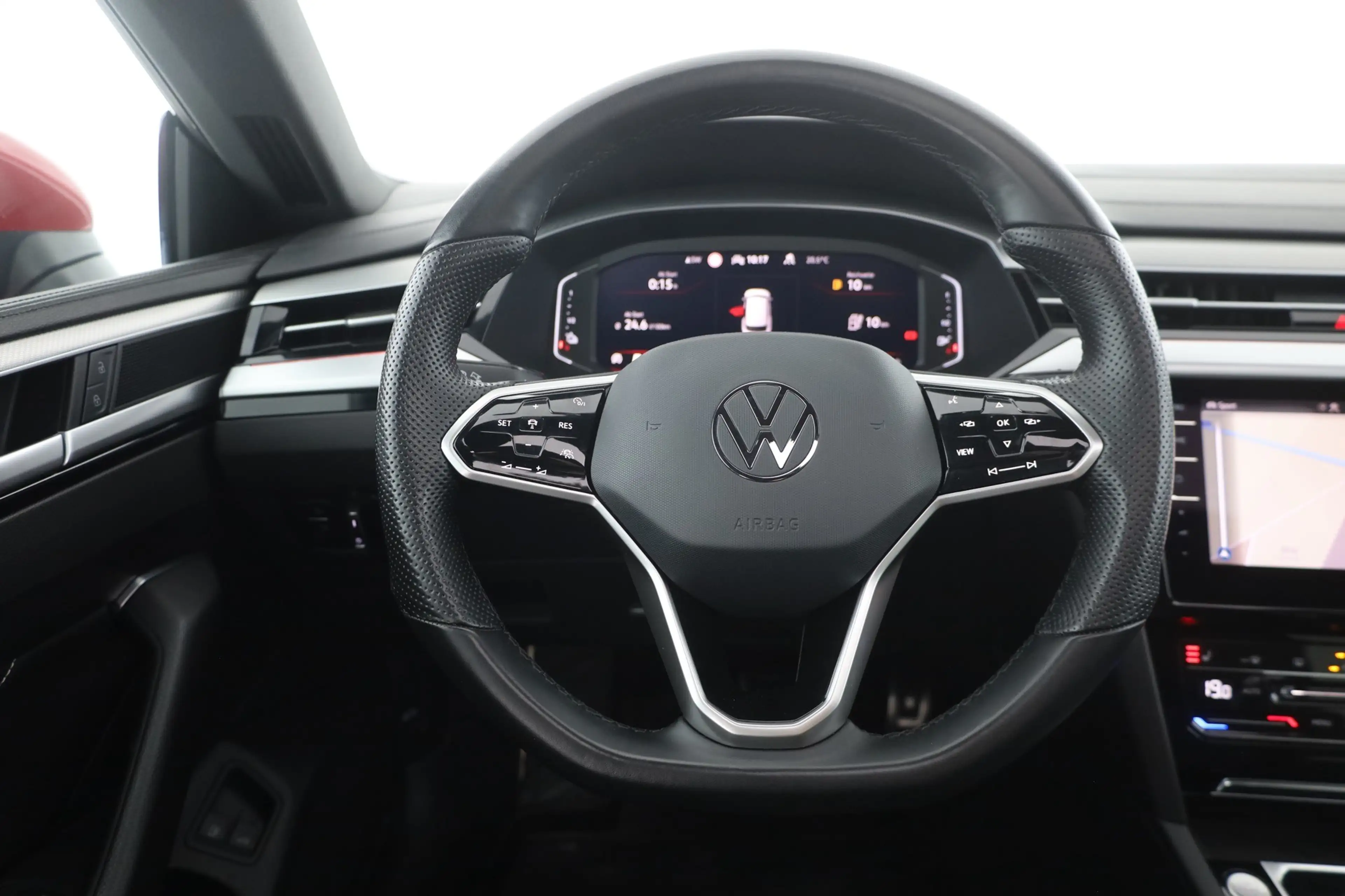 Volkswagen Arteon SB 1.4 eHybrid R-Line LED Panorama 360° — photo 14