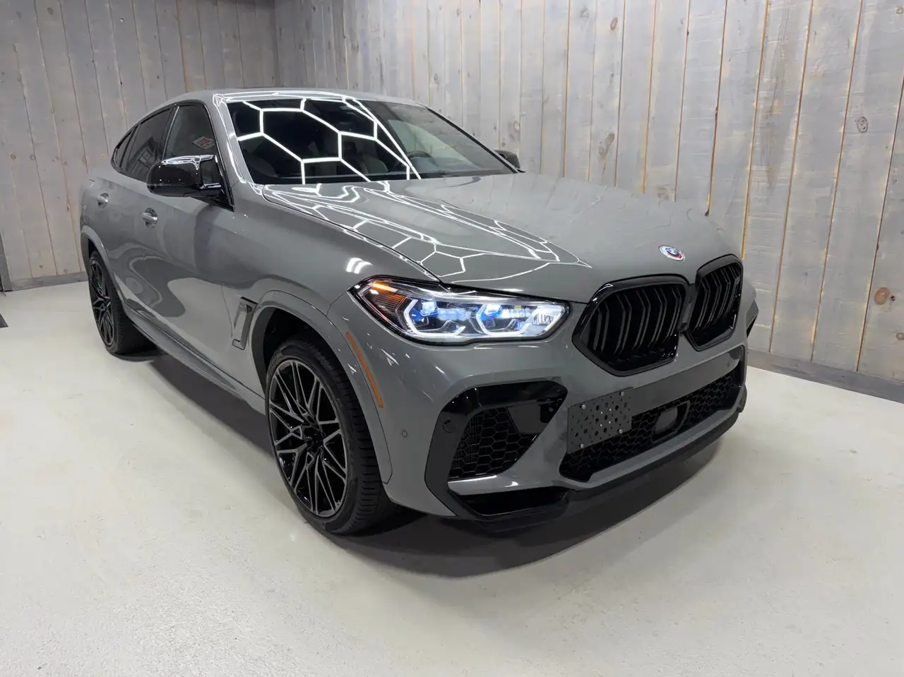 2023 BMW X6 M
