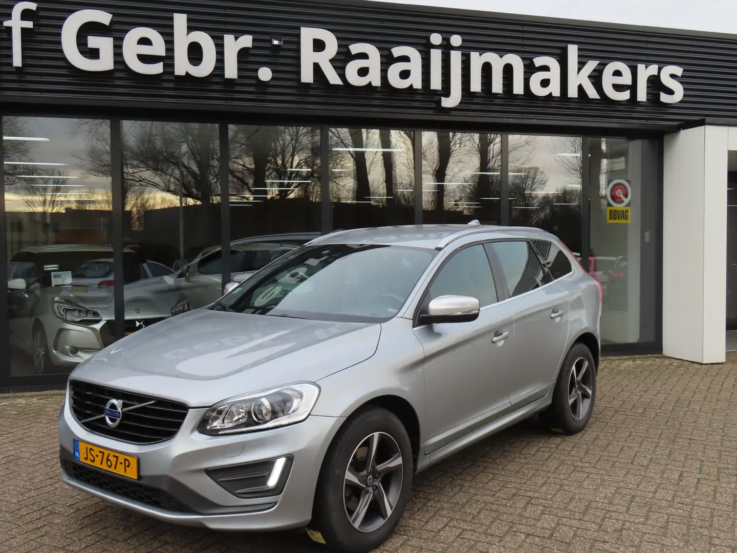 Volvo XC60 2.4 D5 221pk R-Design*Leder*Navi*EXPORT/EX.BPM* Grau - 1