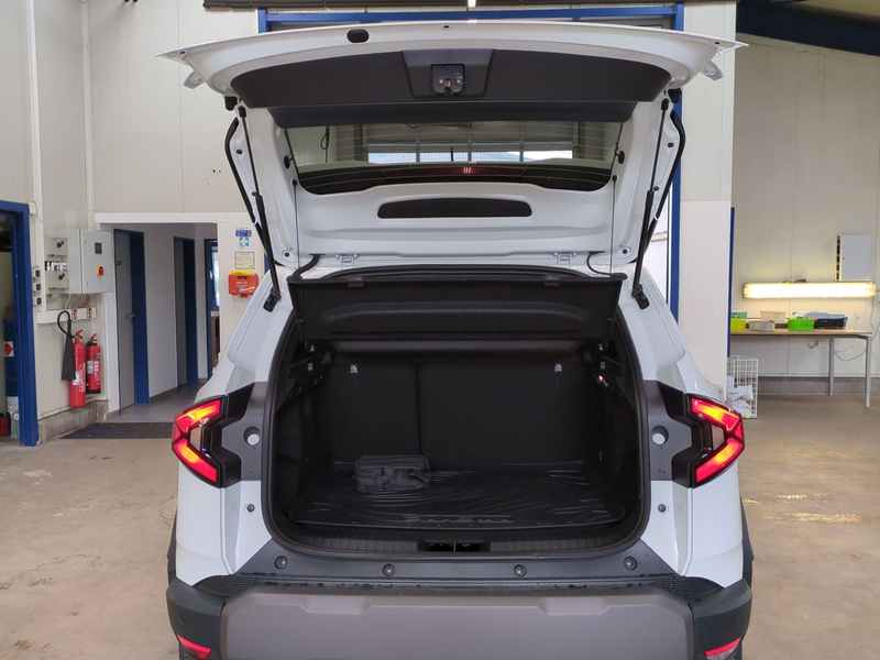 Dacia Duster Extreme Hybrid-G 150 4x4*City-Technik-Win — photo 10