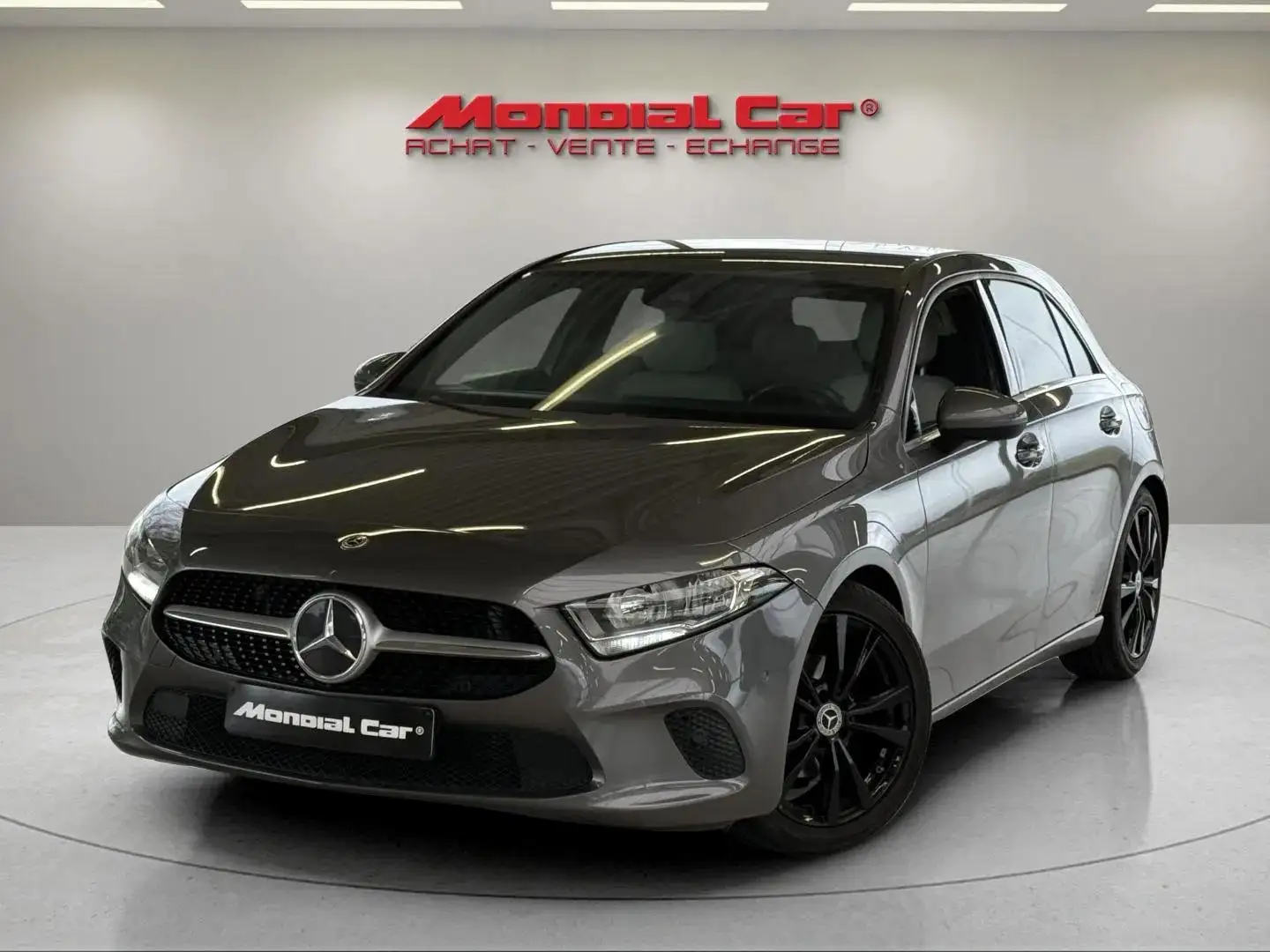 Mercedes-Benz A 180 A 180 d Business Solution* Automatique * Garantie Gris - 1