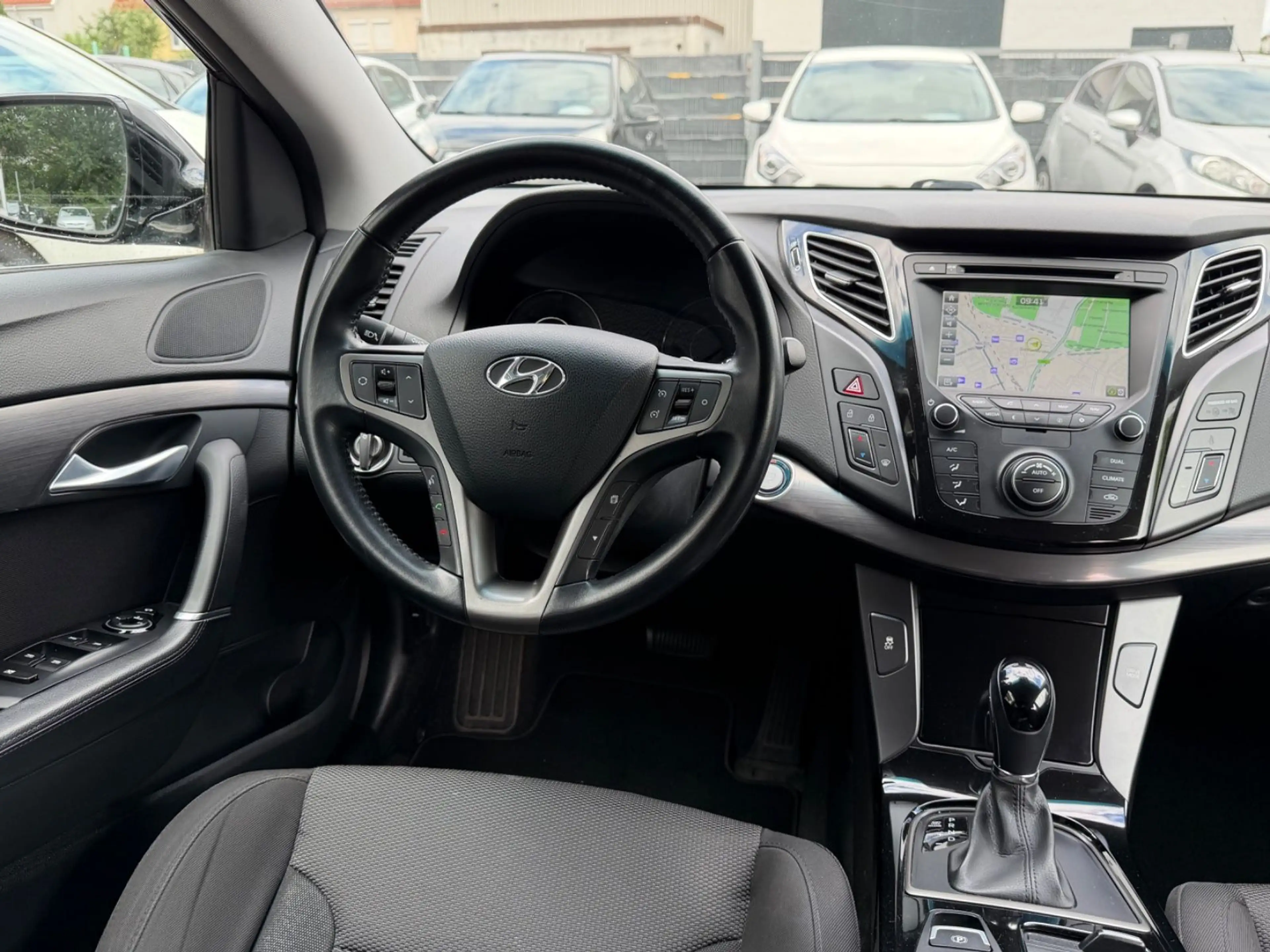 Hyundai i40 1.7 CRDI 1.HAND/KAMERA/NAVI/XENON/LED/PDC — photo 15