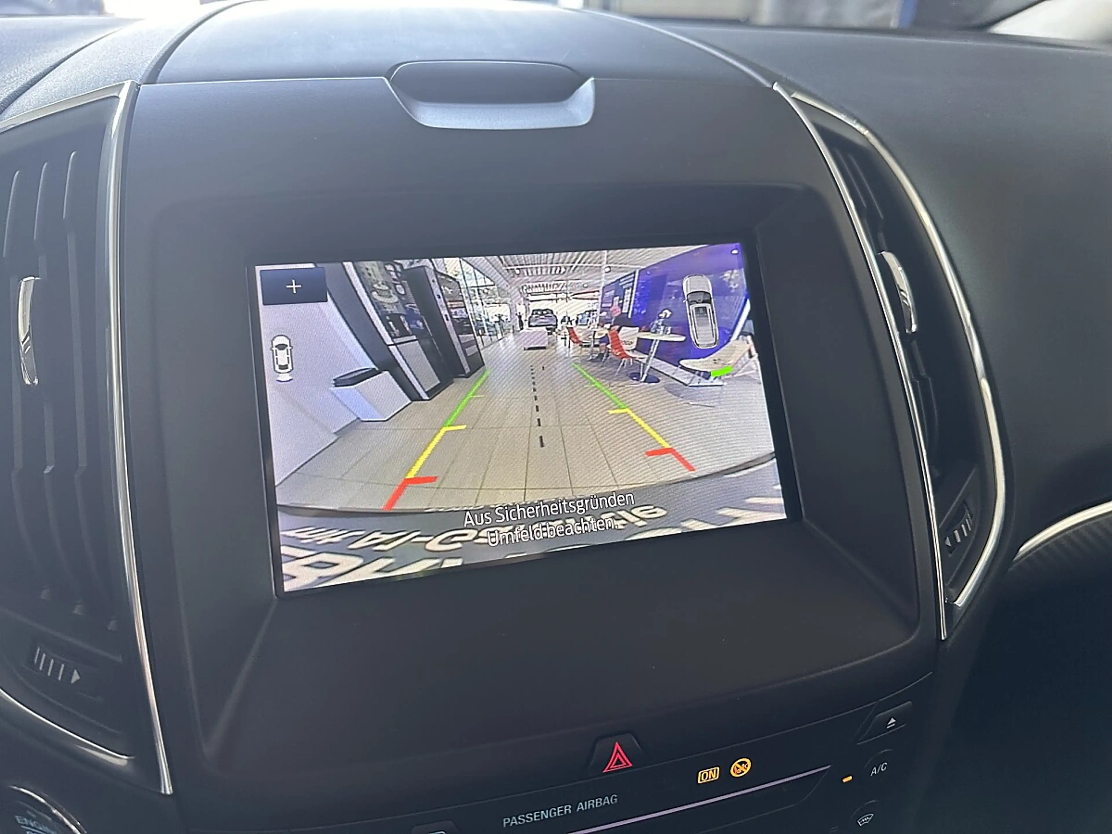 Ford Galaxy 2.5 Duratec (FHEV) Hybrid Hybrid Titanium — photo 9