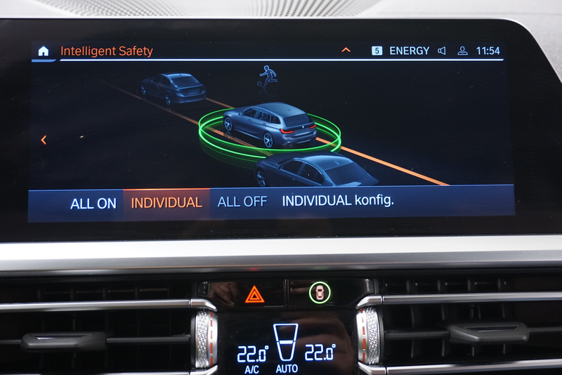 BMW 320 d xDrive M Sport // harman-kardon // Laser // — photo 9
