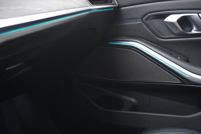 BMW 320 d xDrive M Sport // harman-kardon // Laser // — photo 14