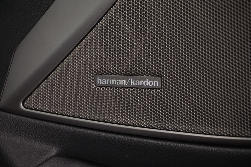 BMW 320 d xDrive M Sport // harman-kardon // Laser // — photo 19