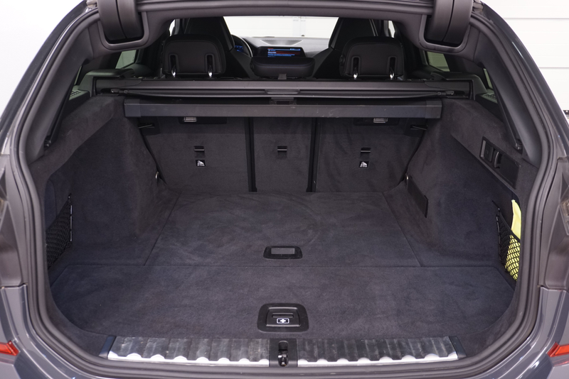 BMW 320 d xDrive M Sport // harman-kardon // Laser // — photo 28