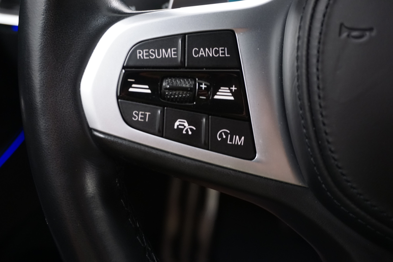 BMW 320 d xDrive M Sport // harman-kardon // Laser // — photo 17