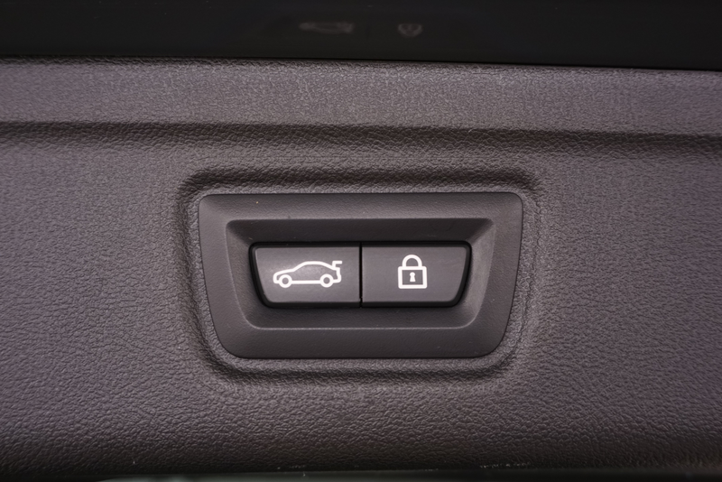 BMW 320 d xDrive M Sport // harman-kardon // Laser // — photo 29