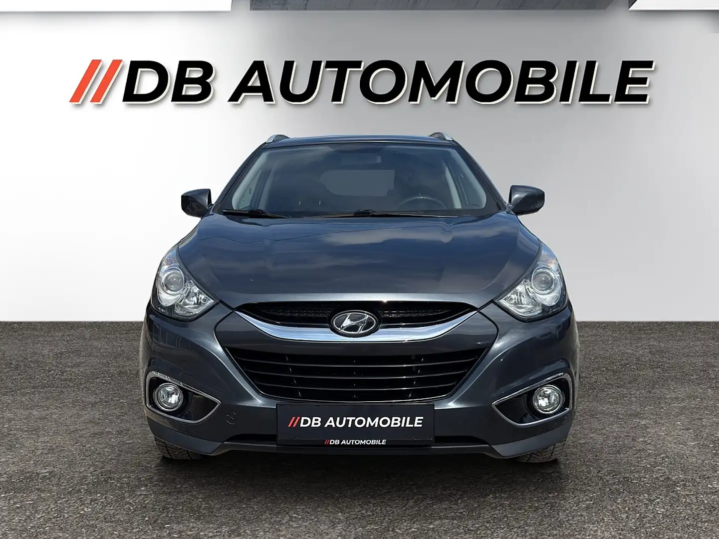 Hyundai iX35 1,7 CRDi Life Anhängerkupplung Grau - 2