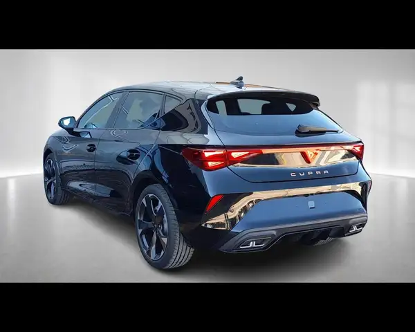 Cupra Leon view 2