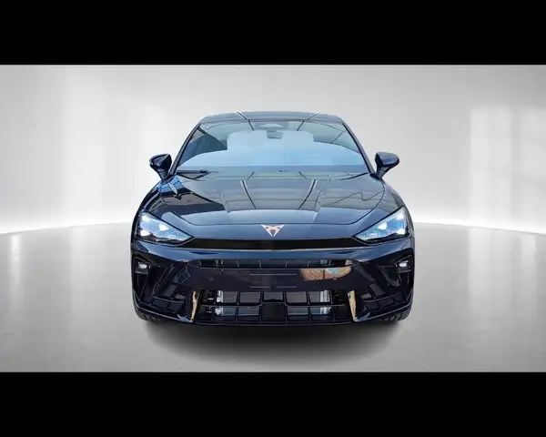 Cupra Leon view 8