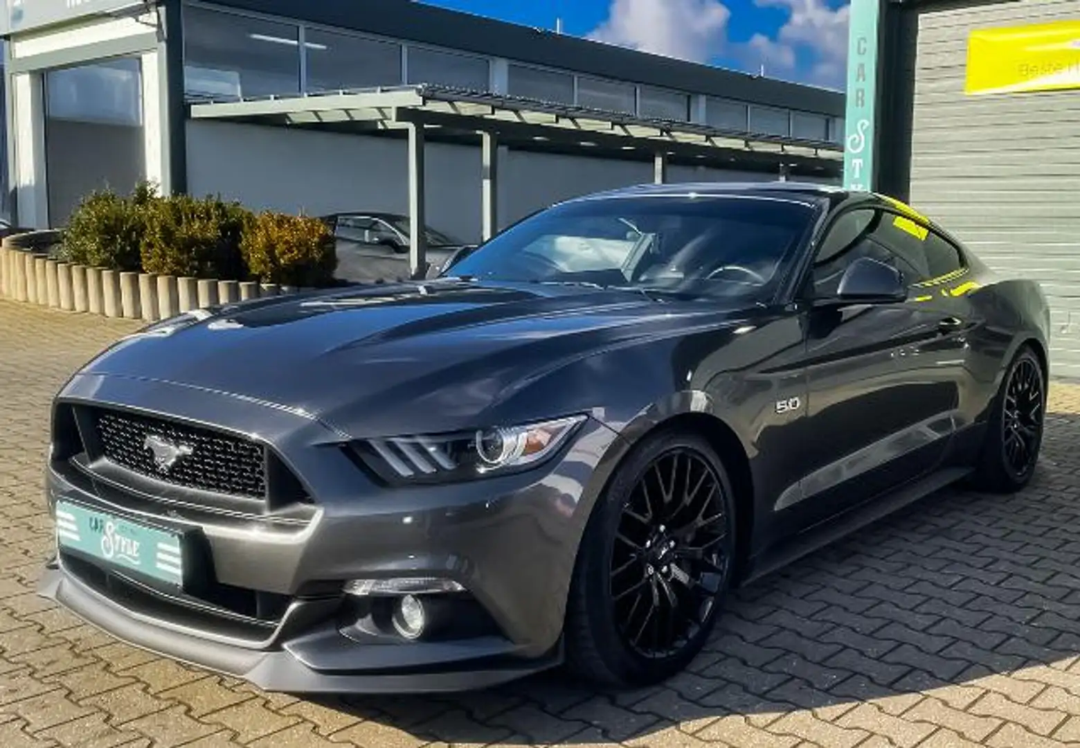 Ford Mustang 5.0 Ti-VCT V8 Fastback GT LPG Gasanlage Grau - 1