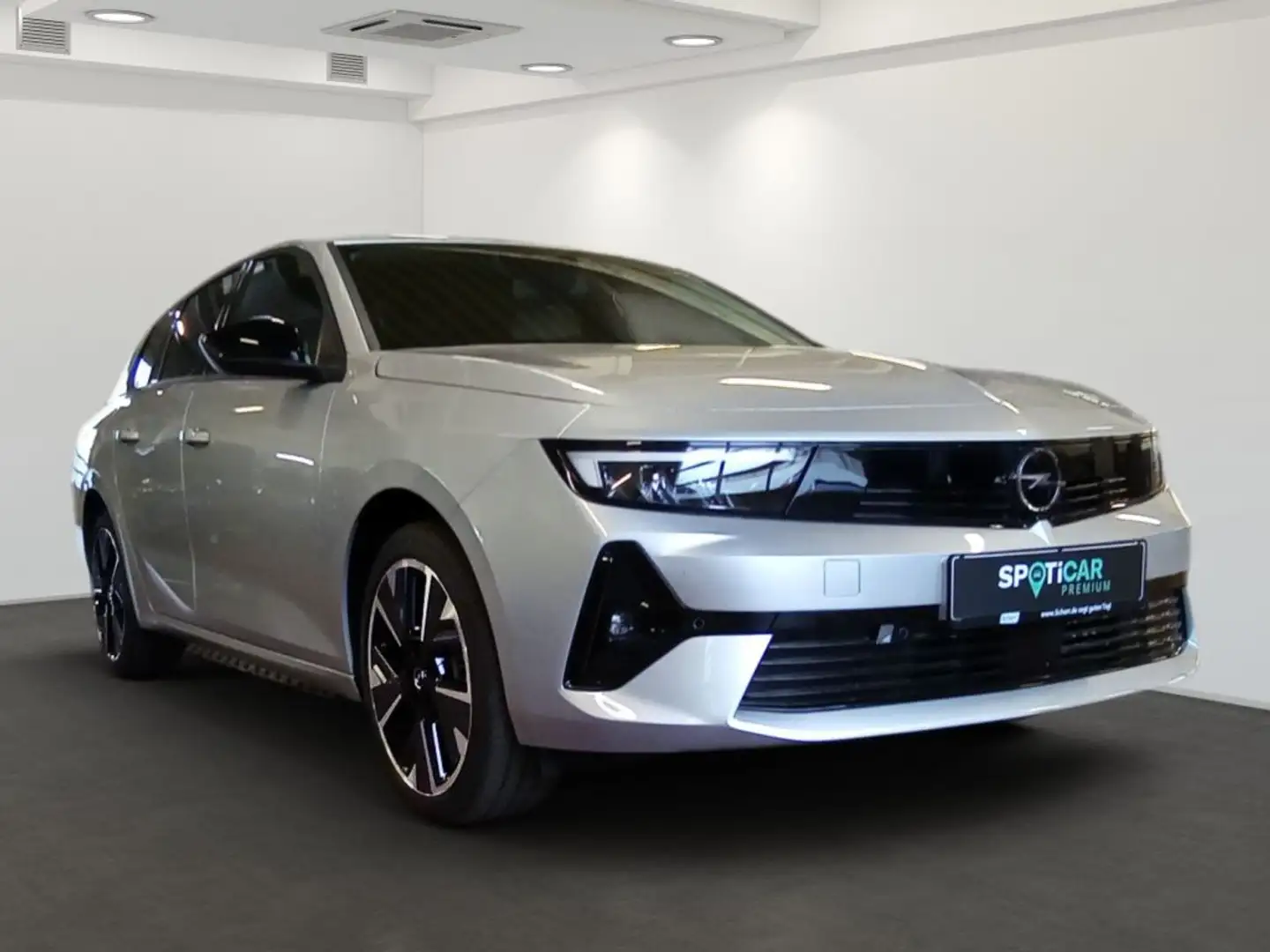 Opel Astra Sports Tourer Electric Silber - 2