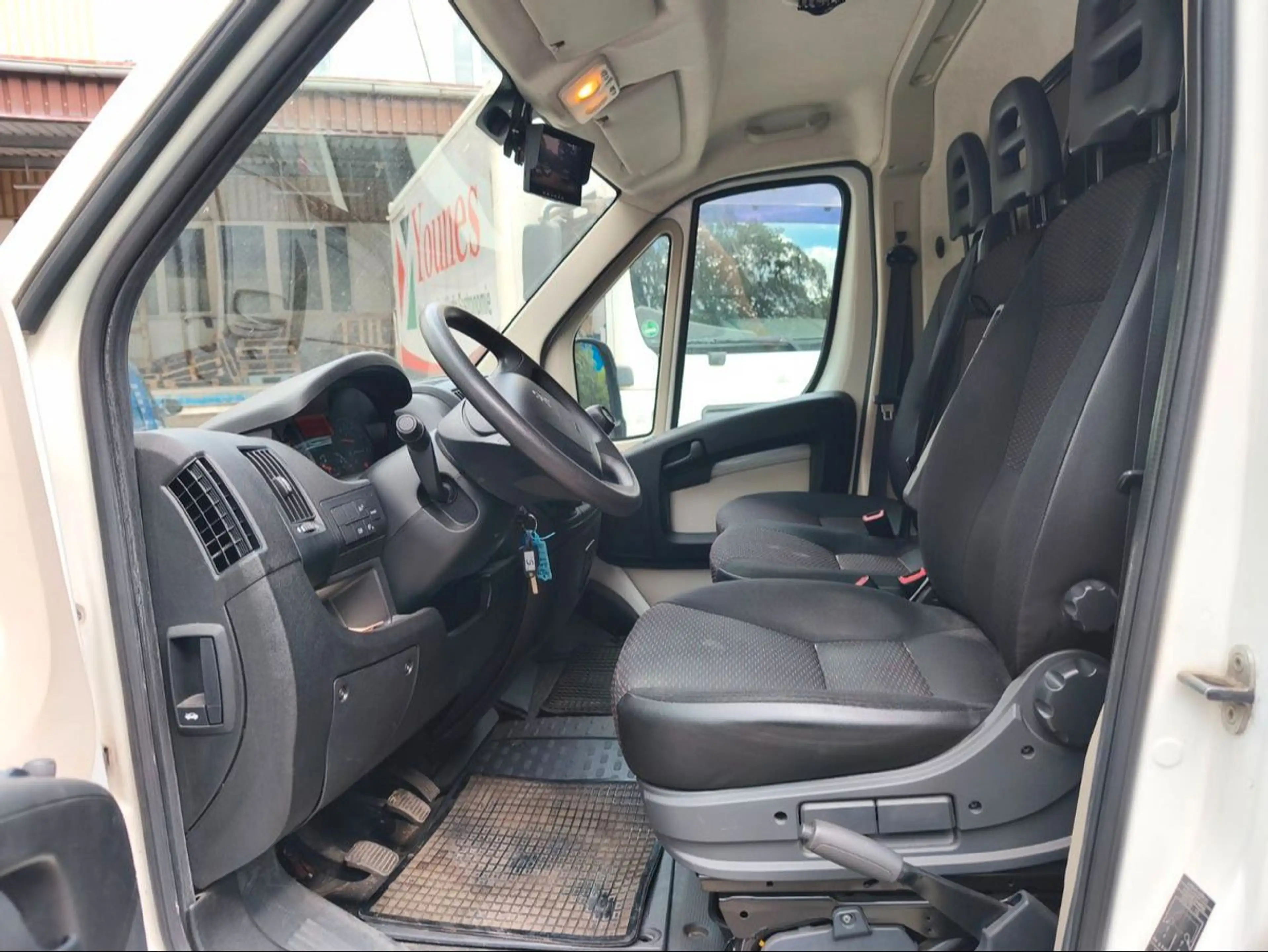 Peugeot Boxer HDi*NEUE TÜV* — photo 8