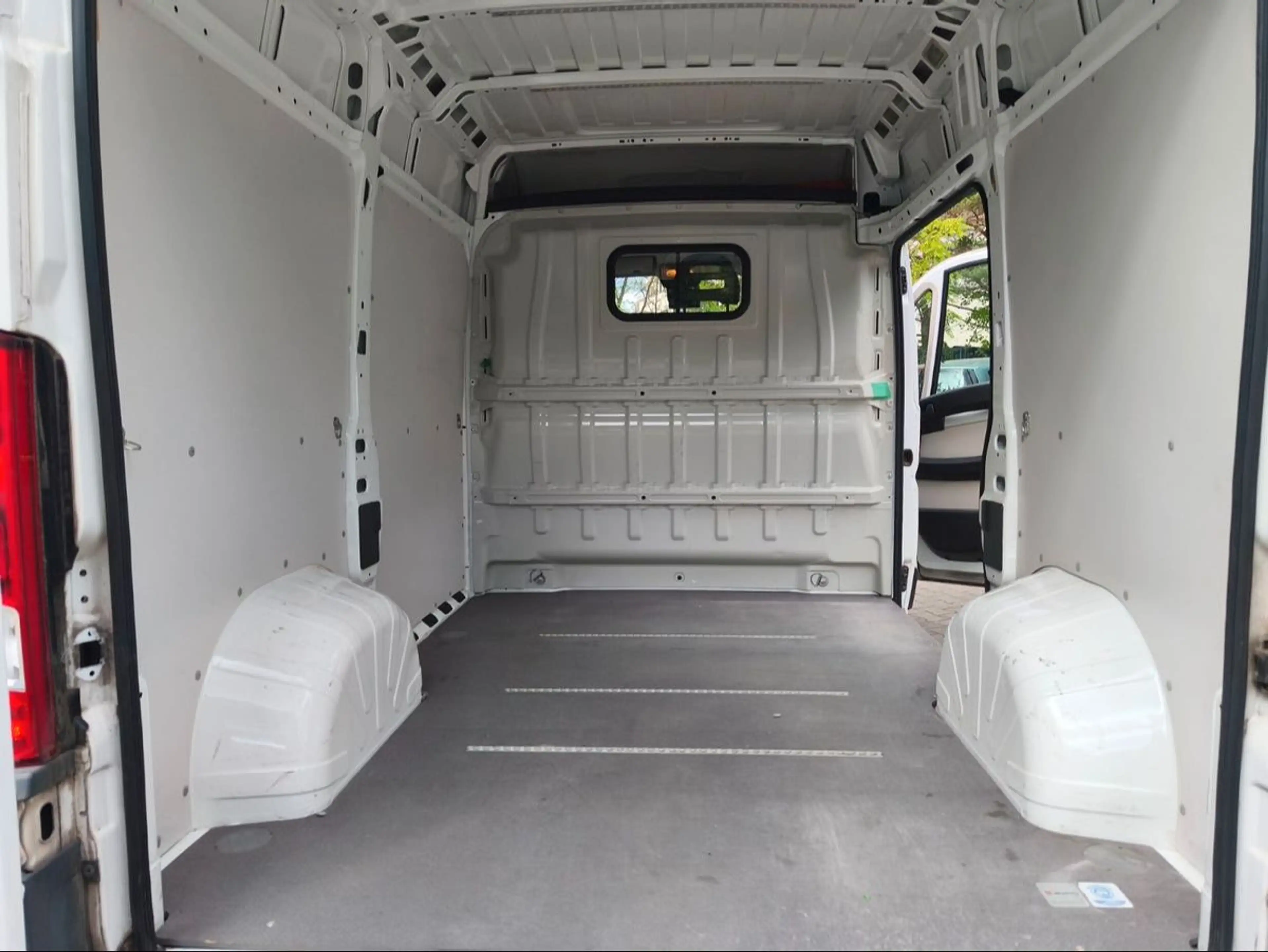 Peugeot Boxer HDi*NEUE TÜV* — photo 11