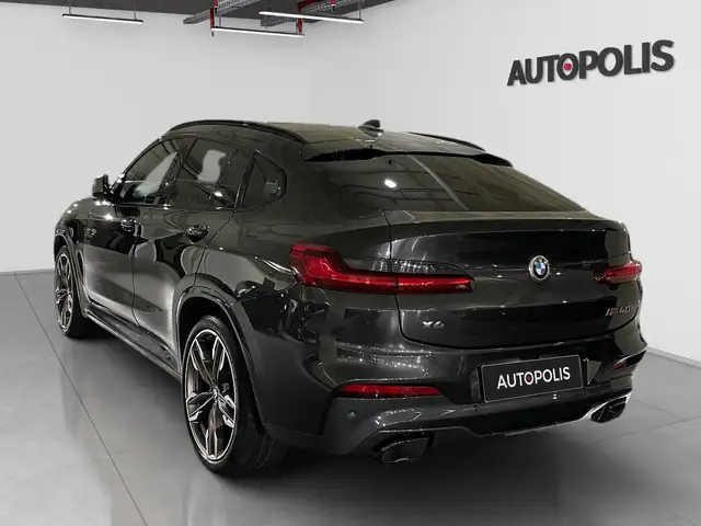 BMW X4 view 15
