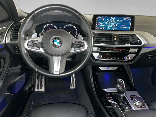 BMW X4 view 6