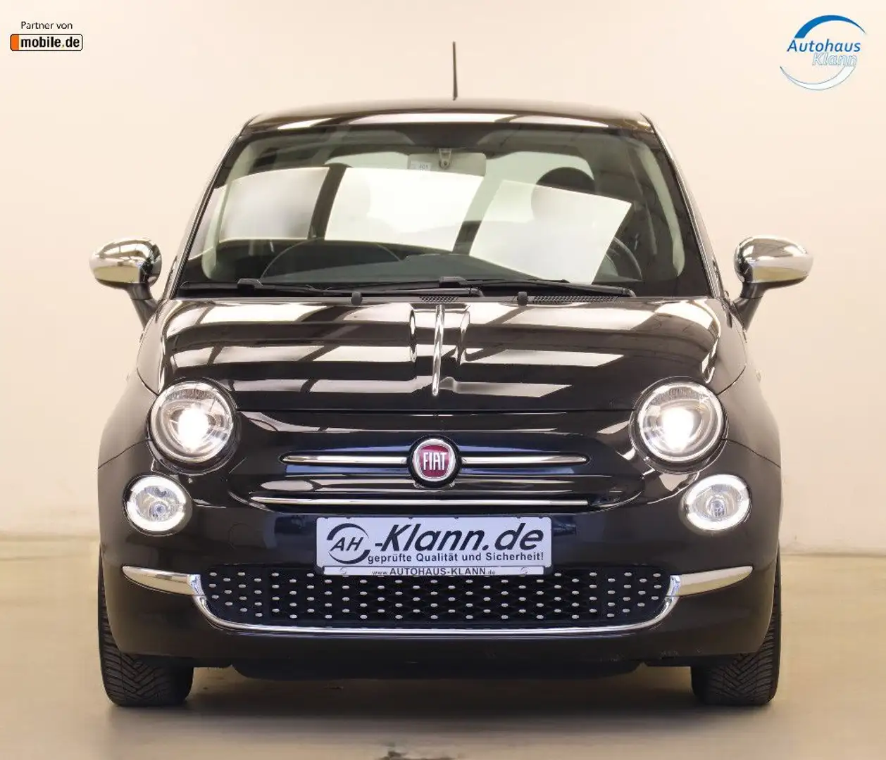 Fiat 500 1.2 69PS Rockstar Automatik Navi Pano 1.Hand Černá - 2