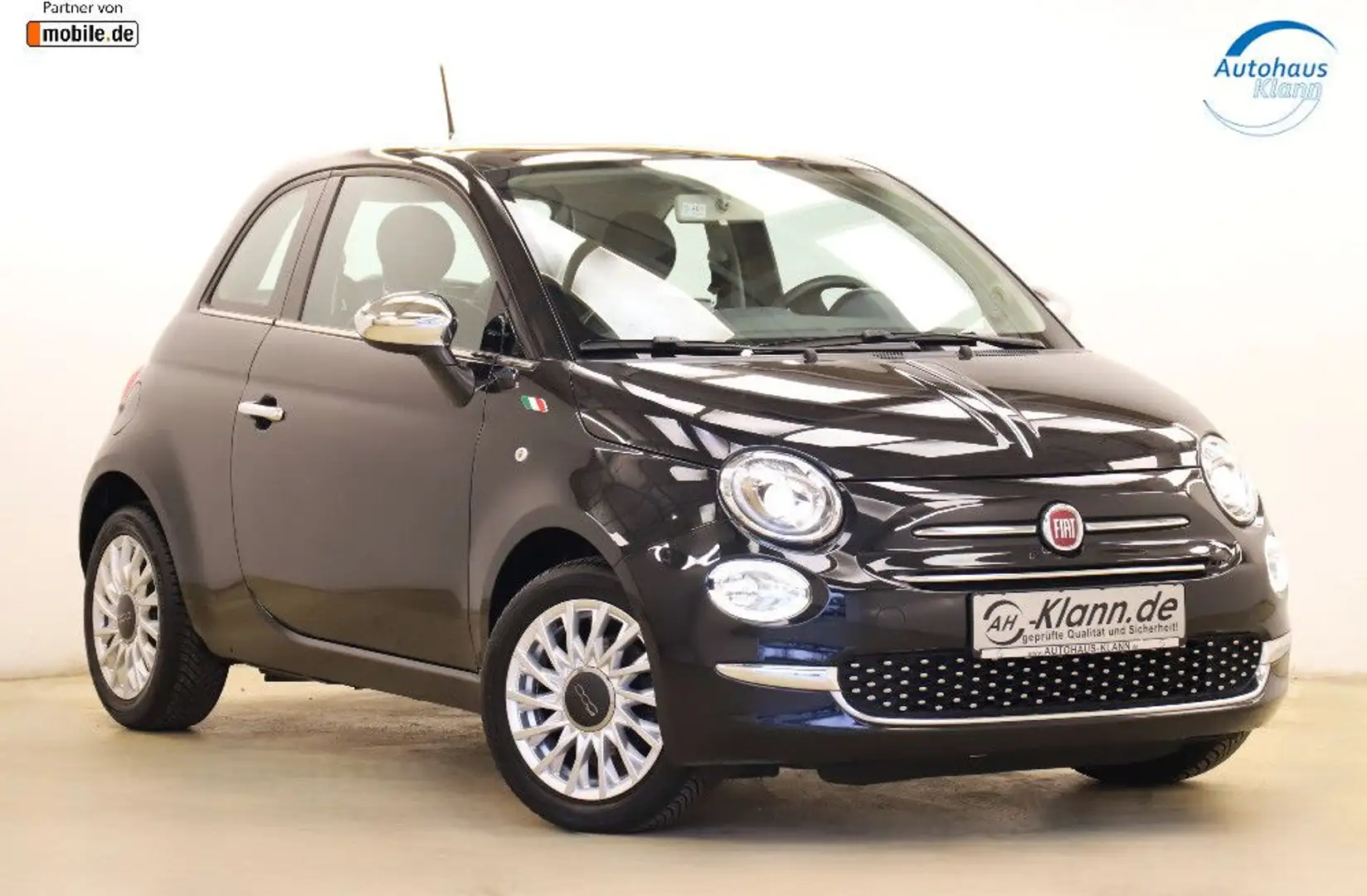 Fiat 500 1.2 69PS Rockstar Automatik Navi Pano 1.Hand Černá - 1