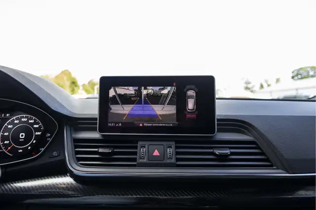 Audi Q5 view 26