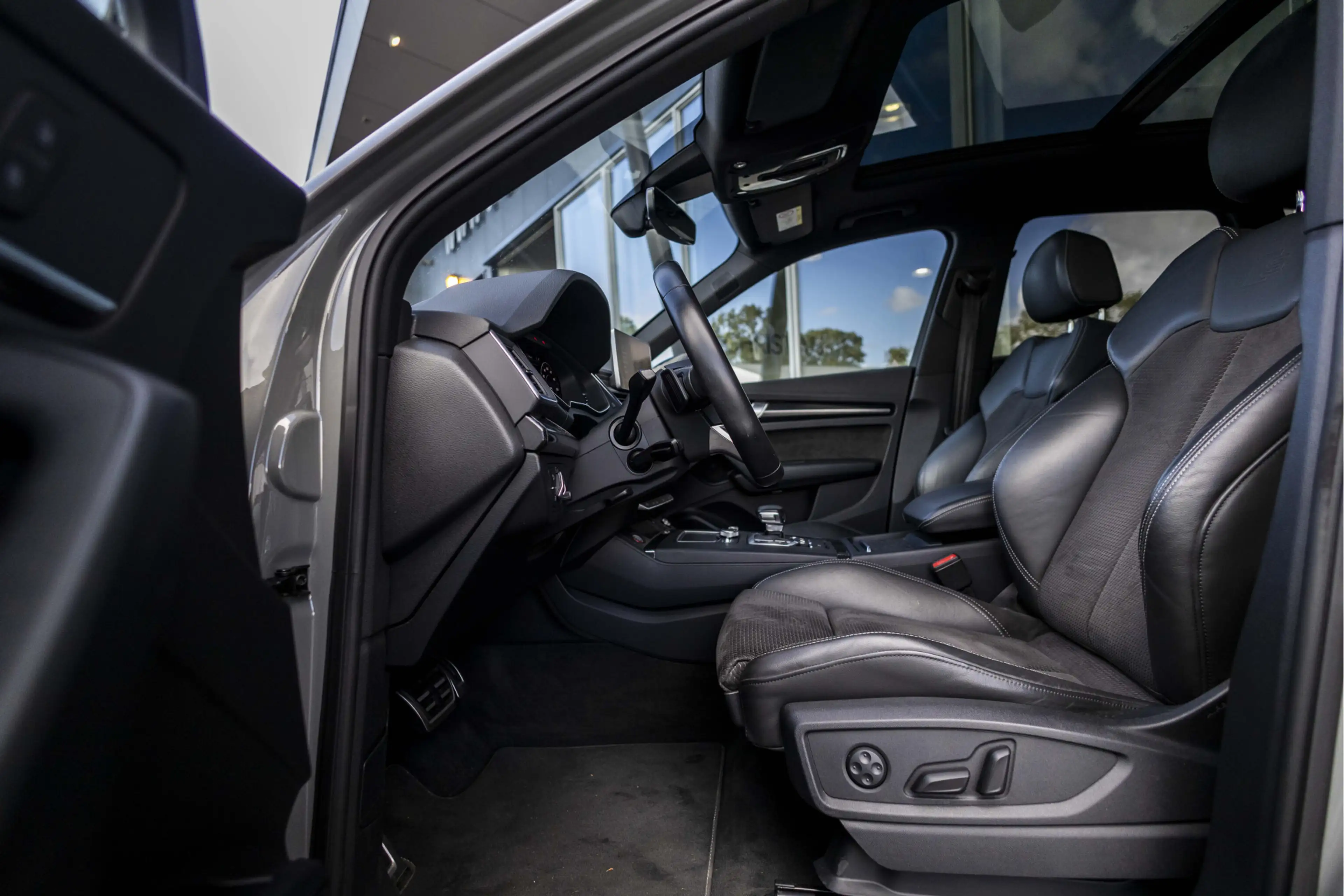 Audi Q5 3.0 TFSI SQ5 quattro Pro Line Plus | B&O | Pano | — photo 9