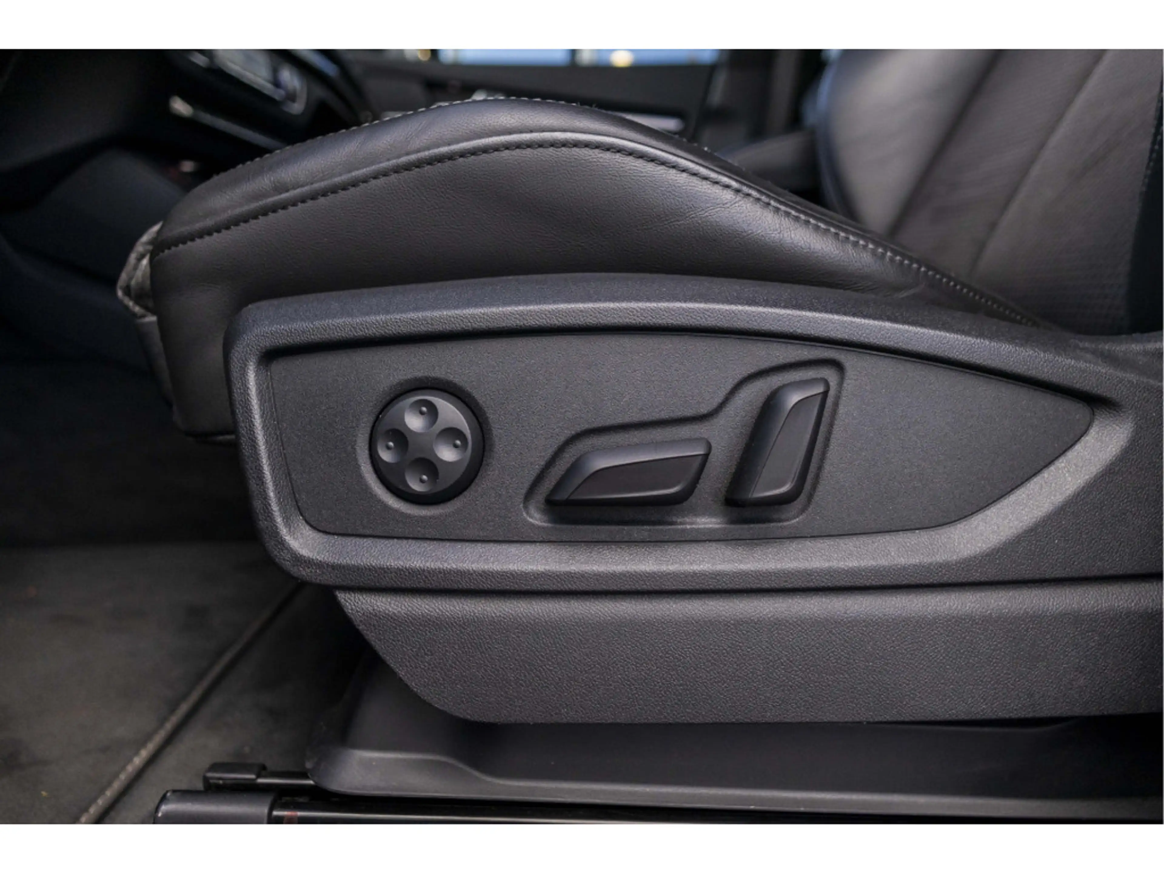 Audi Q5 3.0 TFSI SQ5 quattro Pro Line Plus | B&O | Pano | — photo 13