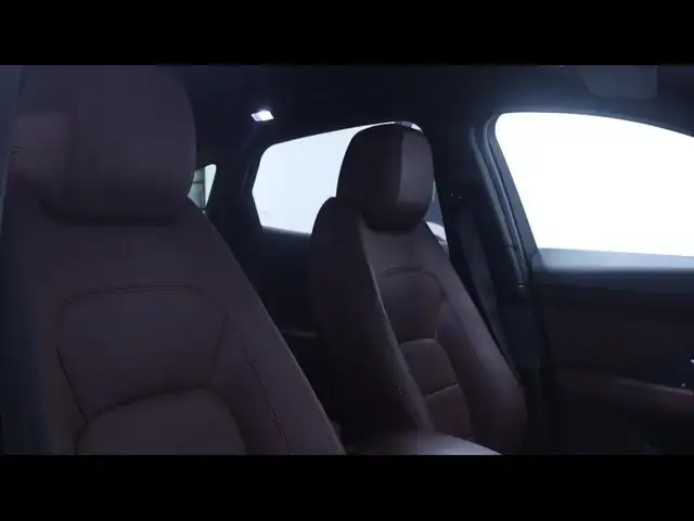 Jaguar E-Pace view 11
