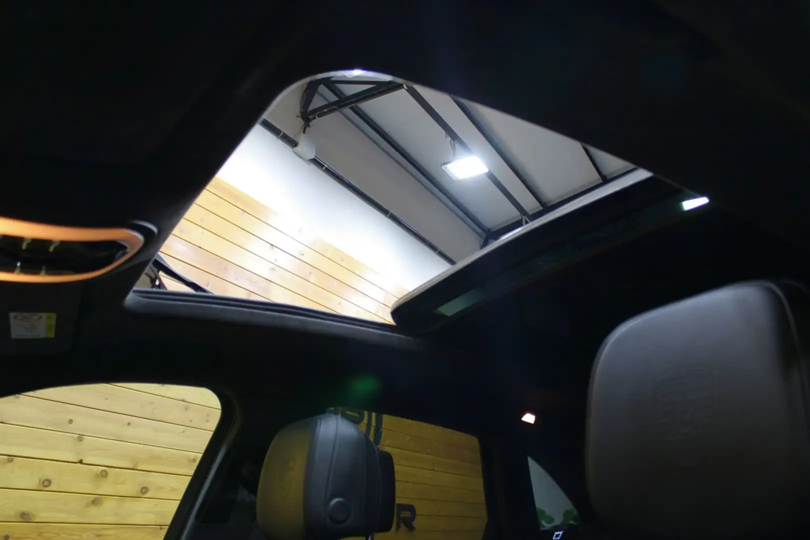 Porsche Macan Turbo Aut. Negro - 2
