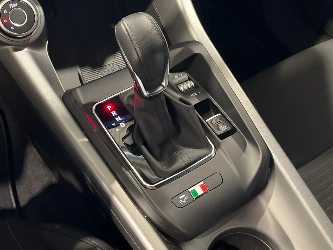 Alfa Romeo Tonale 2024 — фото 13