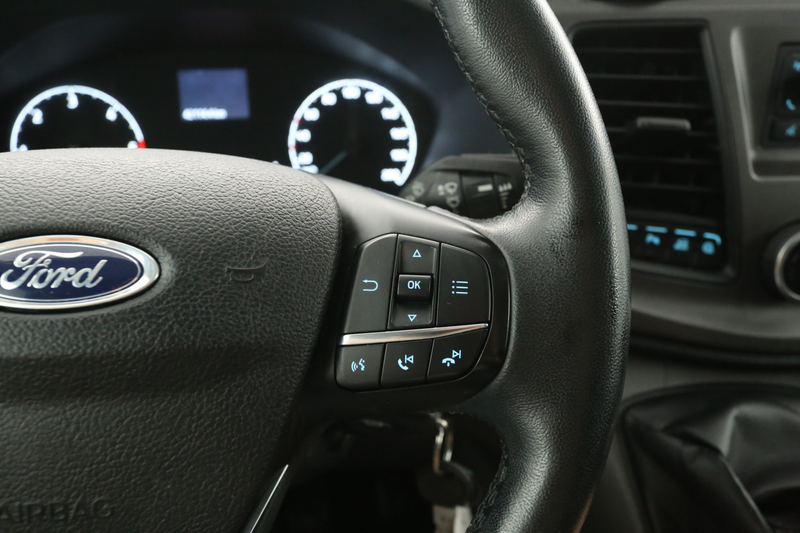 Ford Transit 2.0 TDCI L2H2 | Airco | Cruise | 3 Zits | Trekhaak — photo 15