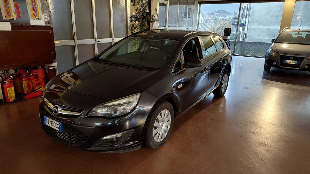 Opel Astra Sports Tourer 1.6 cdti 136cv AUTOCARRO