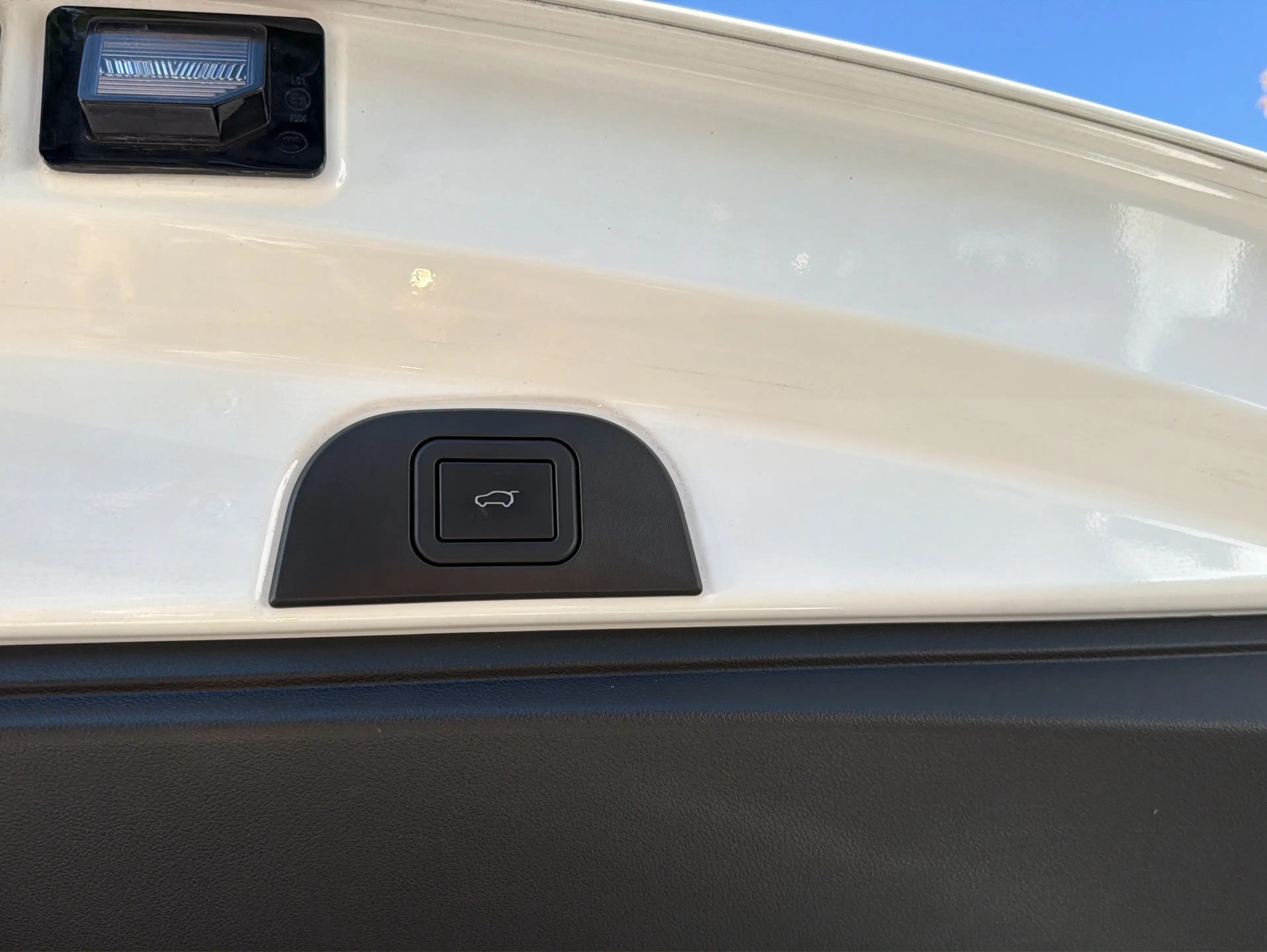 Ora Funky Cat GT ACC LED PANO-DACH 360°K Wärmepumpen — photo 10