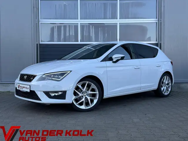 SEAT Leon 1.4 TSI FR | Nieuwe D-Riem | Half Leder | LED | Ca