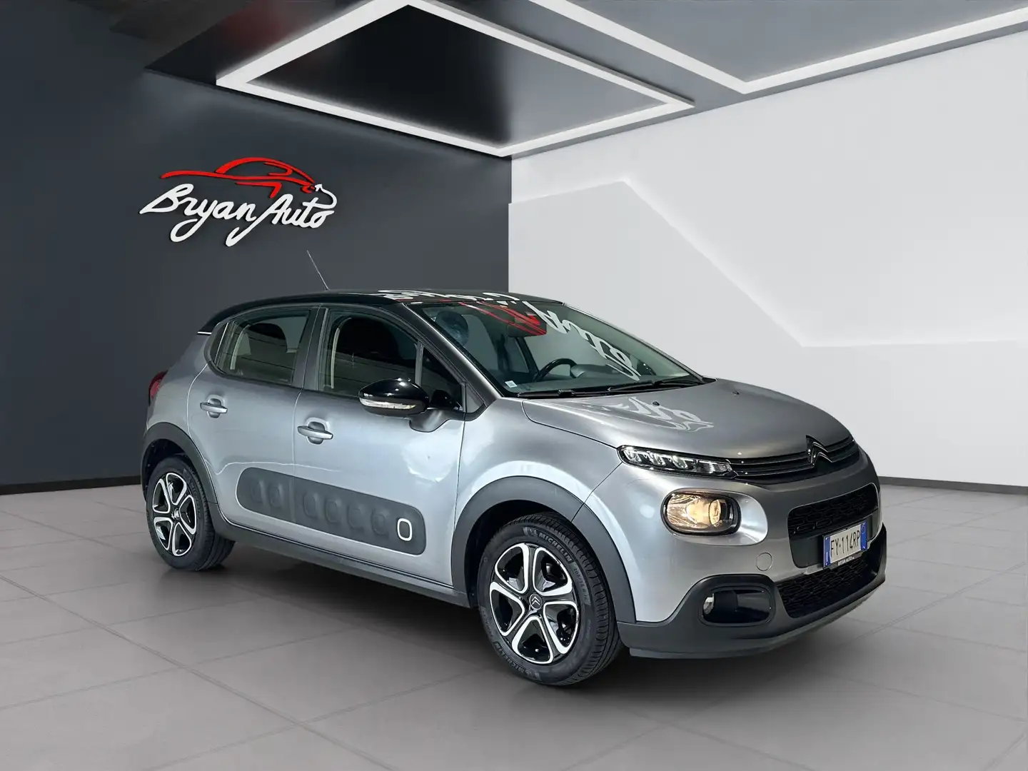 Citroen C3 1.2 puretech Shine 83CV - 2