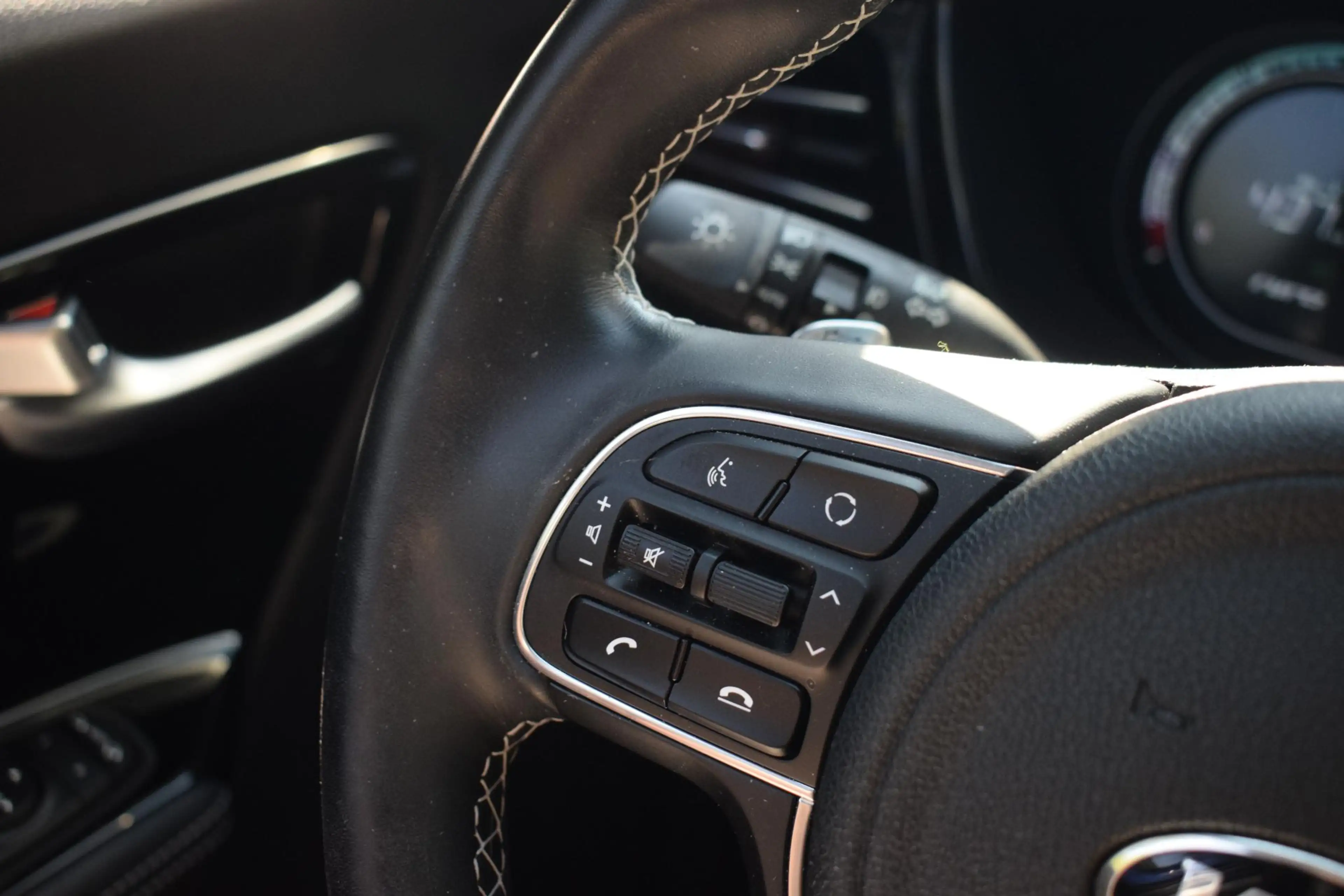 Kia e-Niro DynamicPlusLine 64 kWh |PANO|ACC|3-FASE|NAVIGATIE — photo 9
