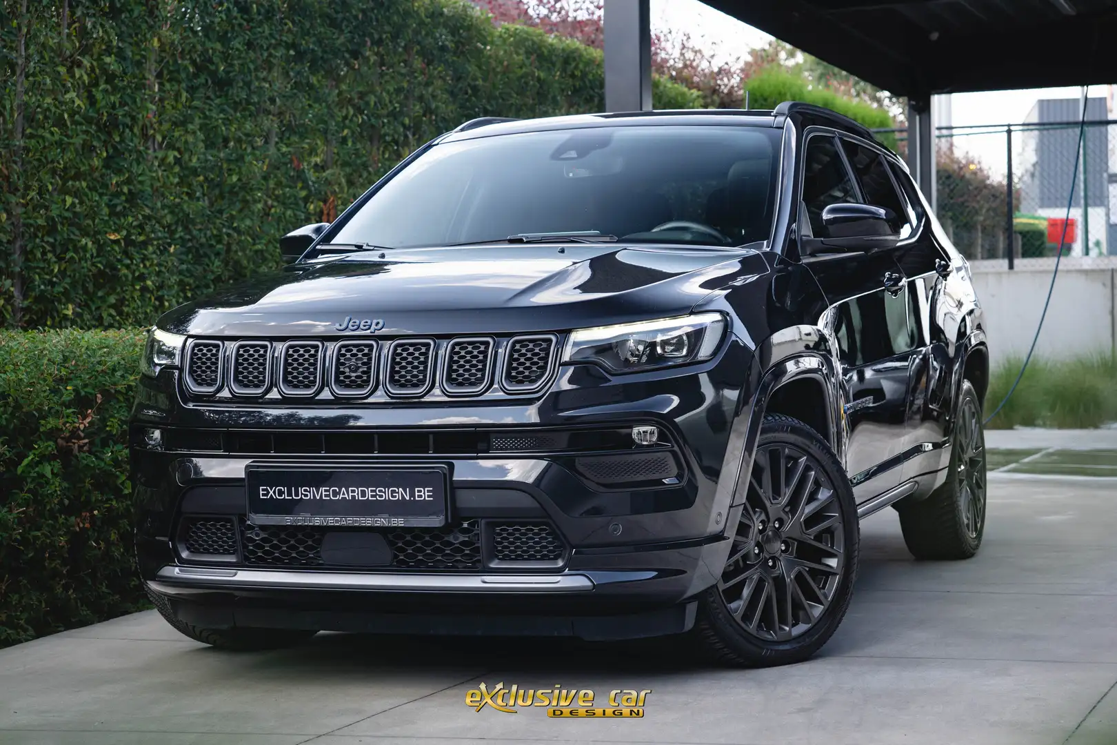 Jeep Compass 4xe S PHEV /Pano/Gekoelde zetels/360°cam/Memory Zwart - 1