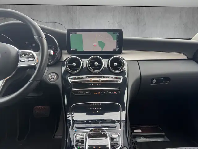 Mercedes-Benz C-Class view 14