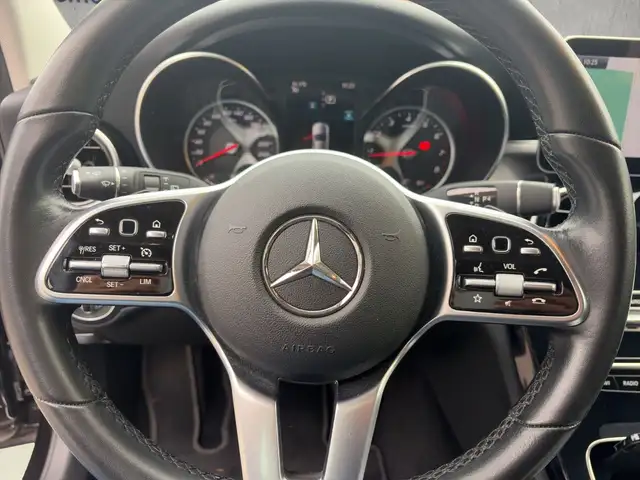 Mercedes-Benz C-Class view 10