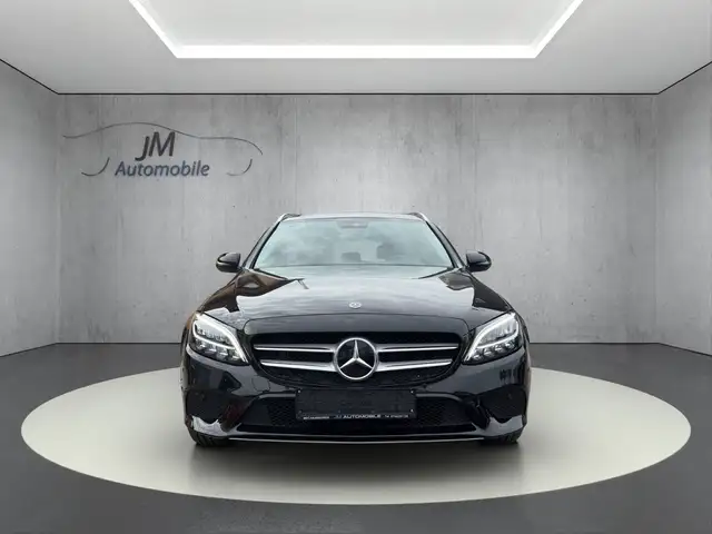 Mercedes-Benz C-Class view 2