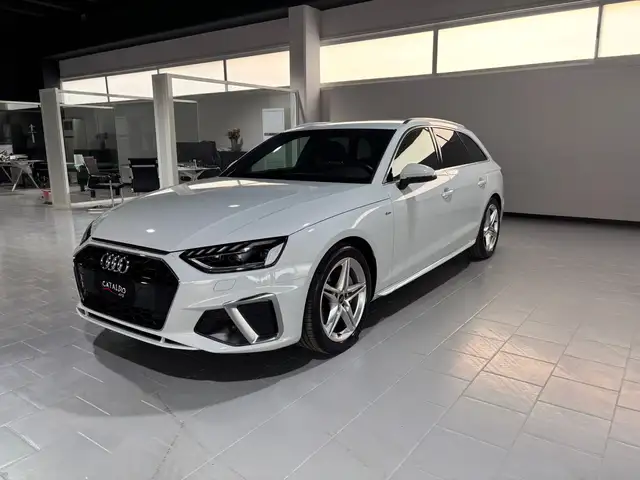 Audi A4 A4 V 2019 Avant Avant 40 2.0 tdi mhev S line edition quattro 204cv s-tronic