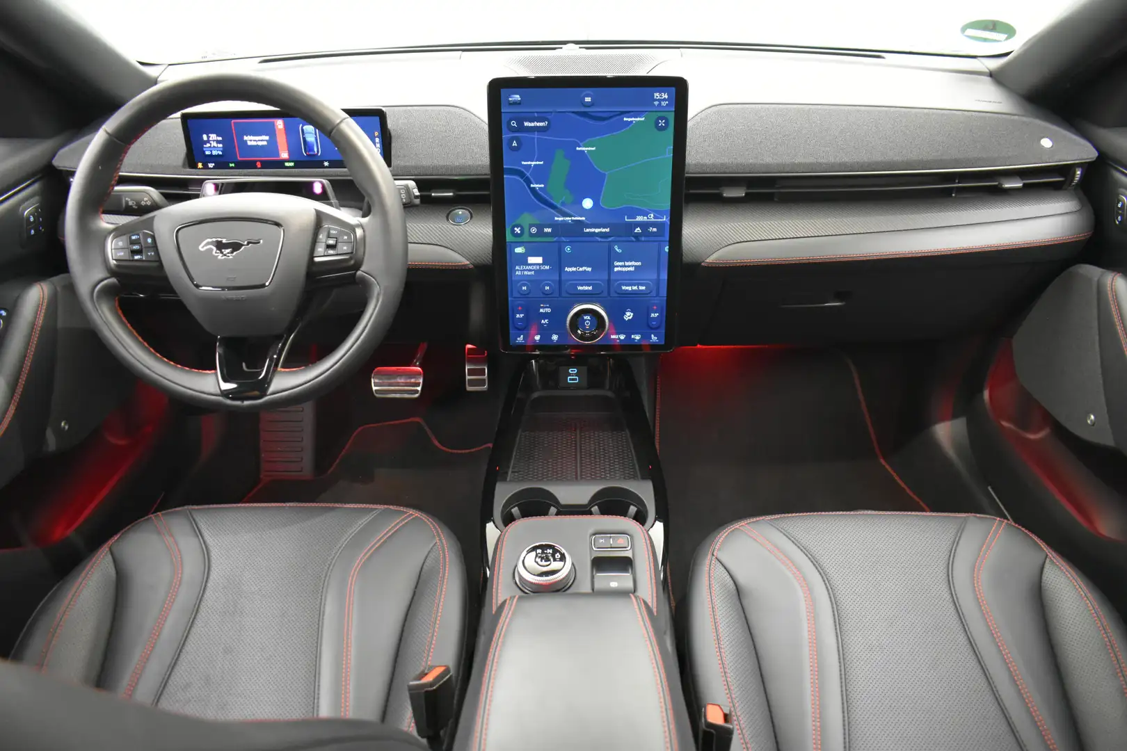 Ford Mustang Mach-E AWD 75 kWh 360º Cam Zwarte hemel Vol leder Red sti Zwart - 2