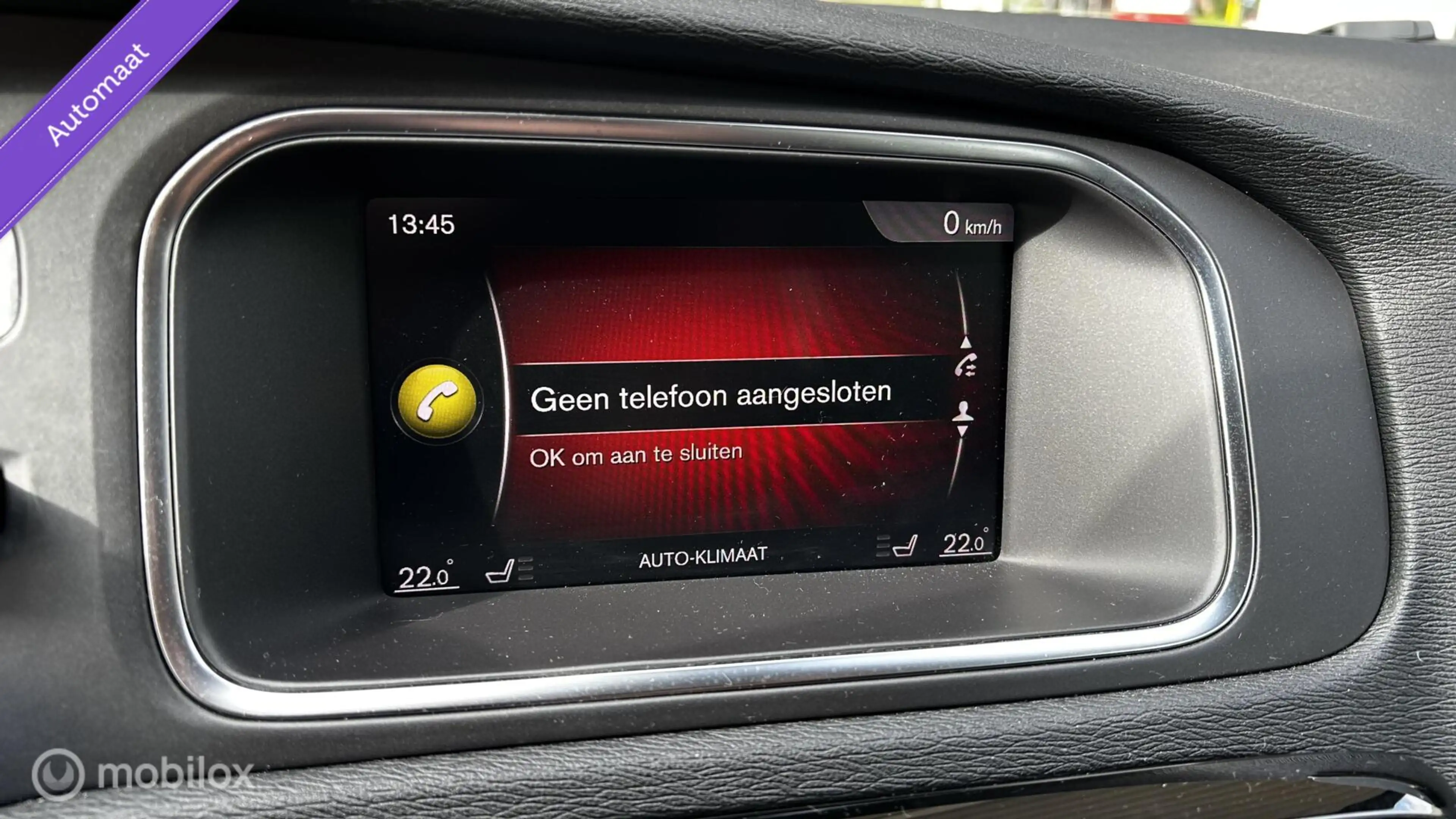 Volvo V40 Cross Country 1.5 T3 Dynamic Edition — photo 10