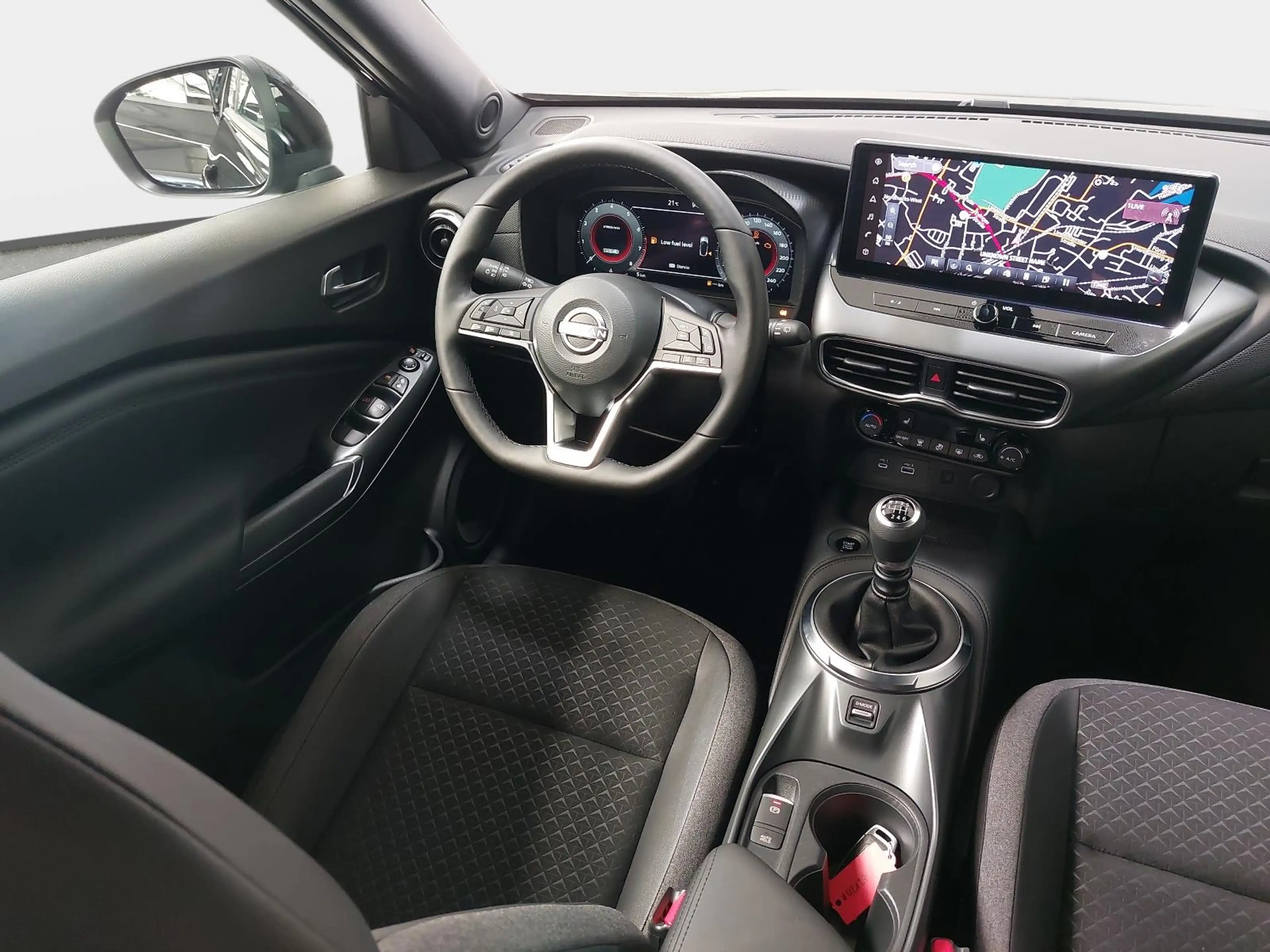 Nissan Juke JUKE 1.0 DIG-T 5T N-CONNECTA WINTER — photo 9