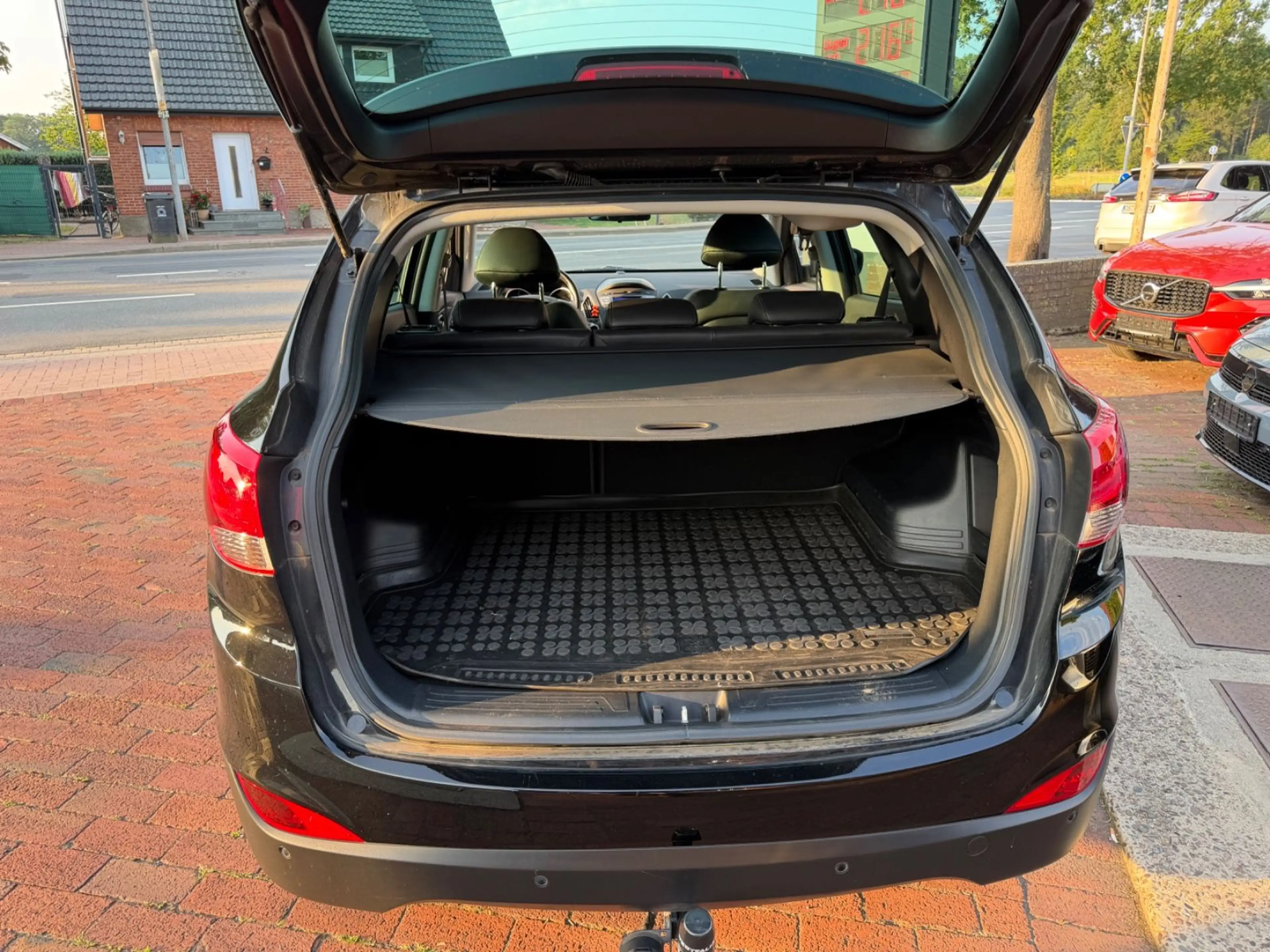 Hyundai iX35 1.6 GDI FIFA 1.Hd+AHK+Klimaauto+Winter — photo 11
