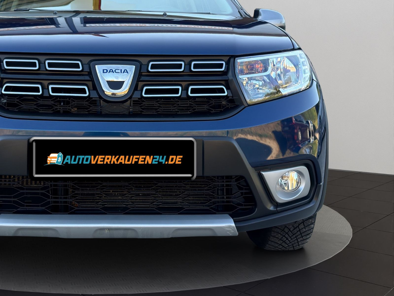 Dacia Sandero Stepway Prestige NAVI CLIMATR. PDC 1.HD — photo 12